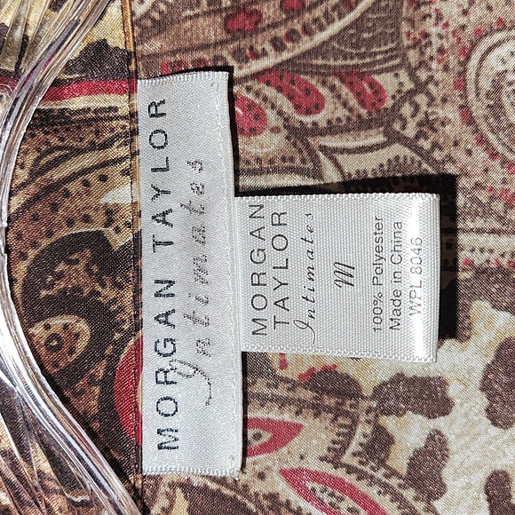 COPY - Morgan Taylor Intimates 2 Piece Pajama Set (M) - Picture 4 of 16